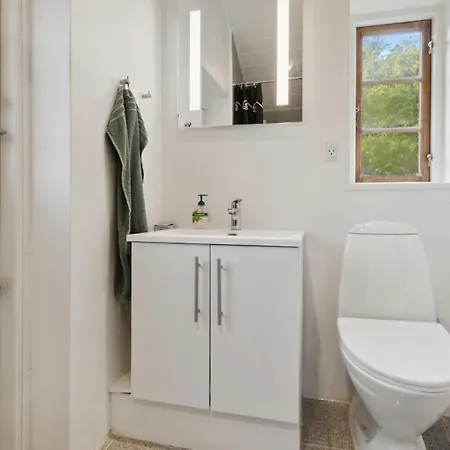 3 Bedroom Gorgeous In 別荘 Neksø